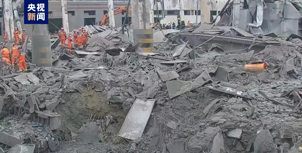 江苏南通海安一工厂突发爆炸，已致2死13伤，另有3人被困