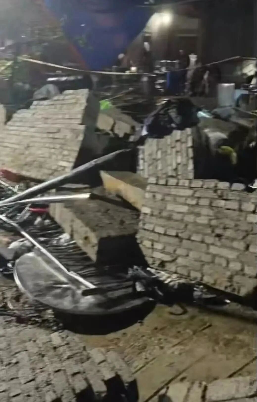 王康律师就昭通丧宴墙体坍塌致6人死亡事件接受中国新闻周刊采访